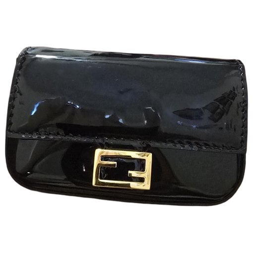 Baguette patent leather mini bag