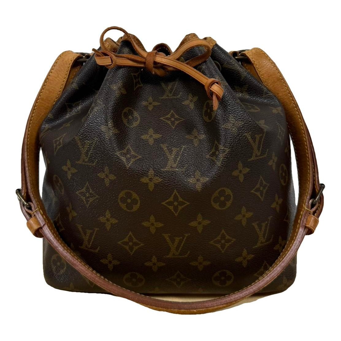 Noé leather handbag