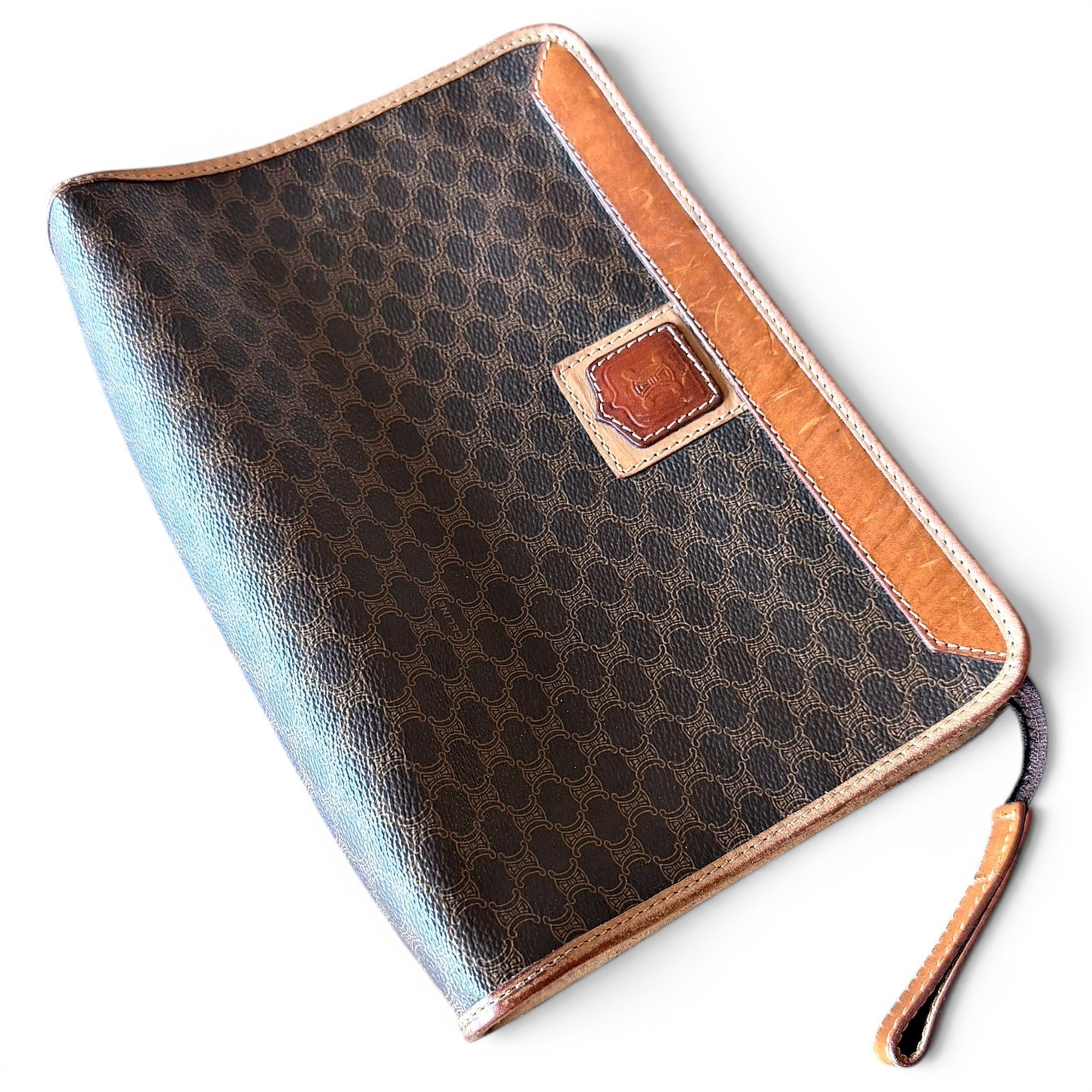 Triomphe Vintage leather clutch bag