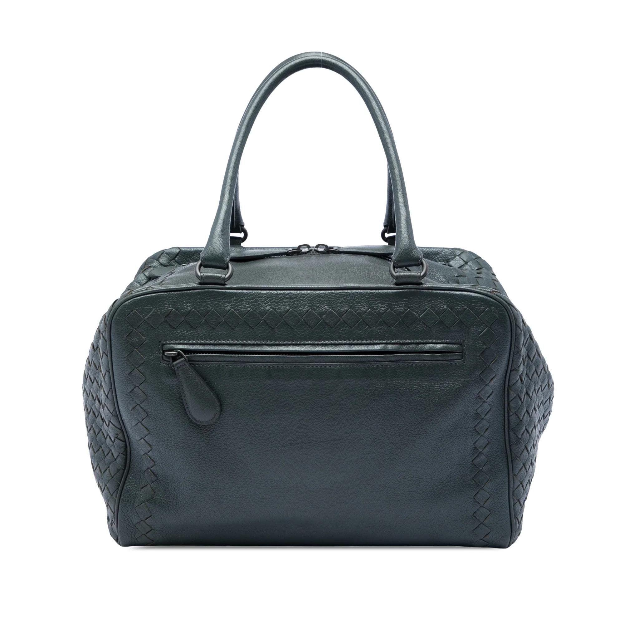 Veneta leather handbag