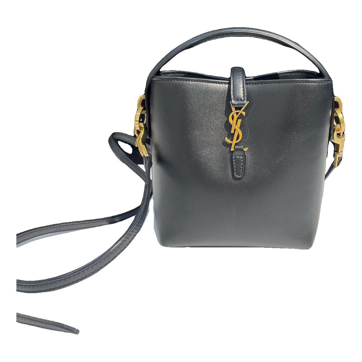 Le 37 leather handbag