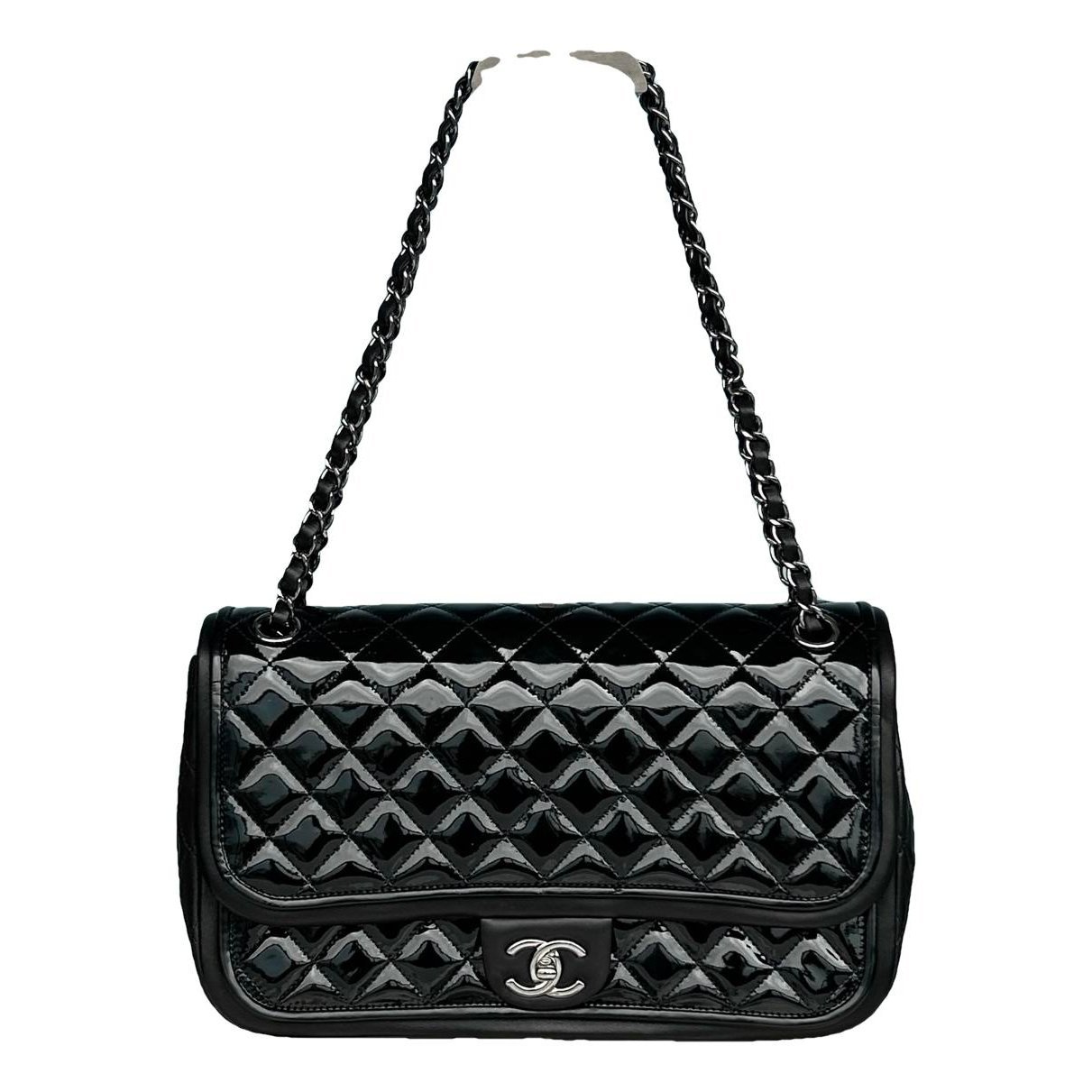Timeless/Classique patent leather crossbody bag
