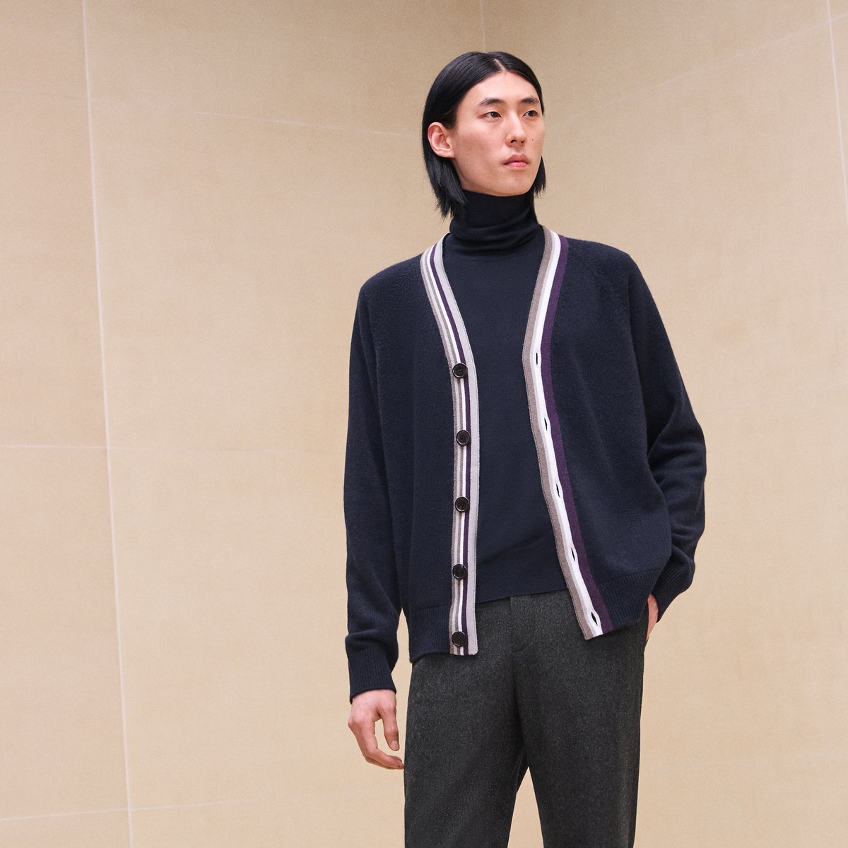 Cashmere "Rayures Asymetriques" Buttoned Cardigan