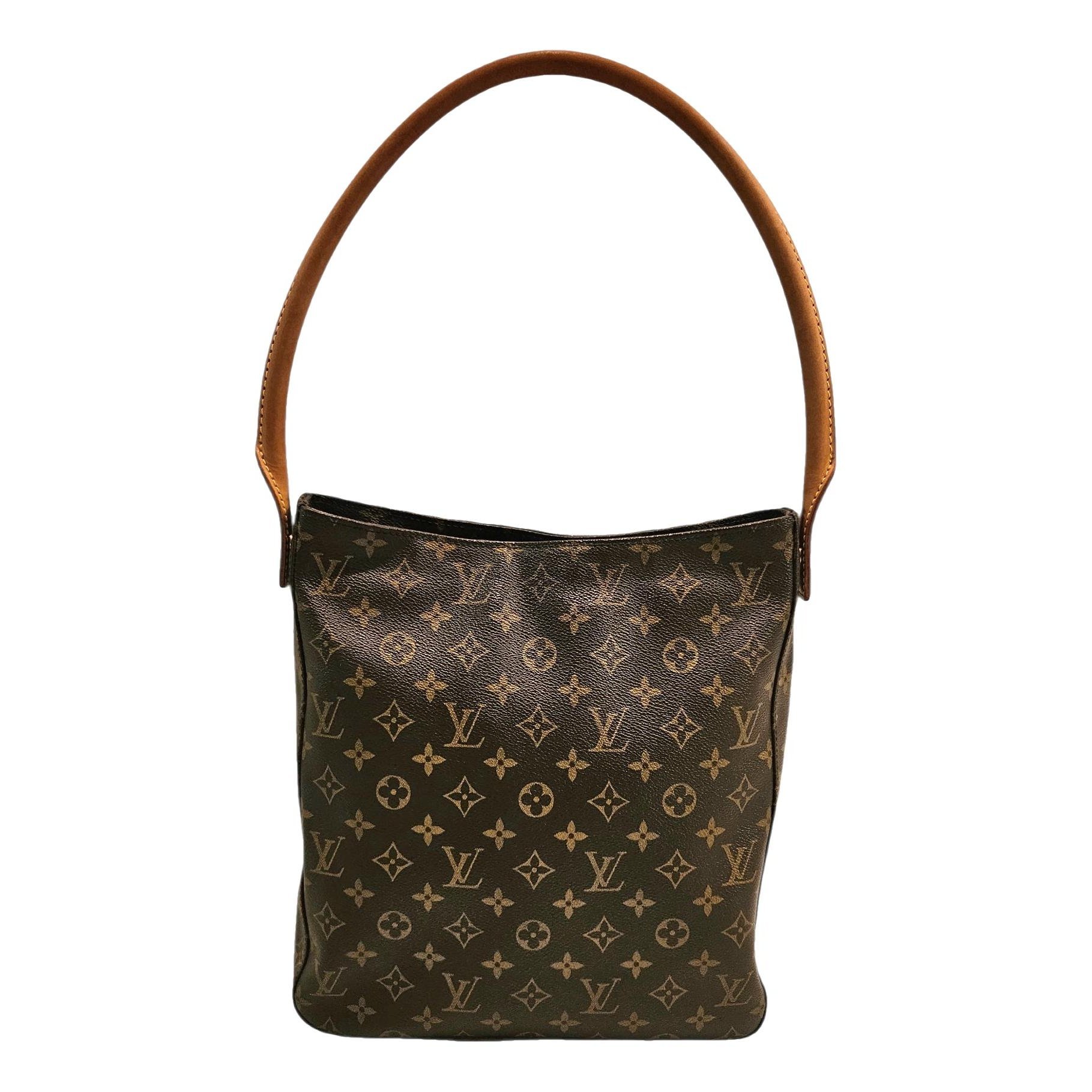Looping leather handbag