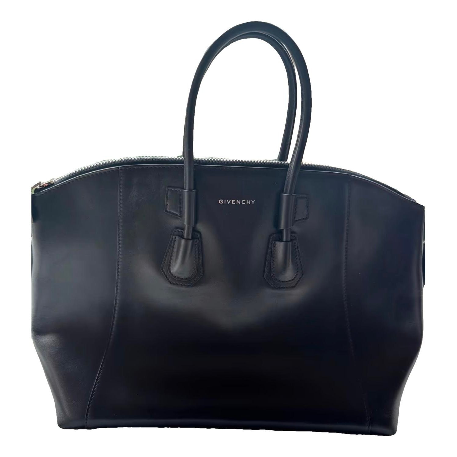 Antigona leather handbag