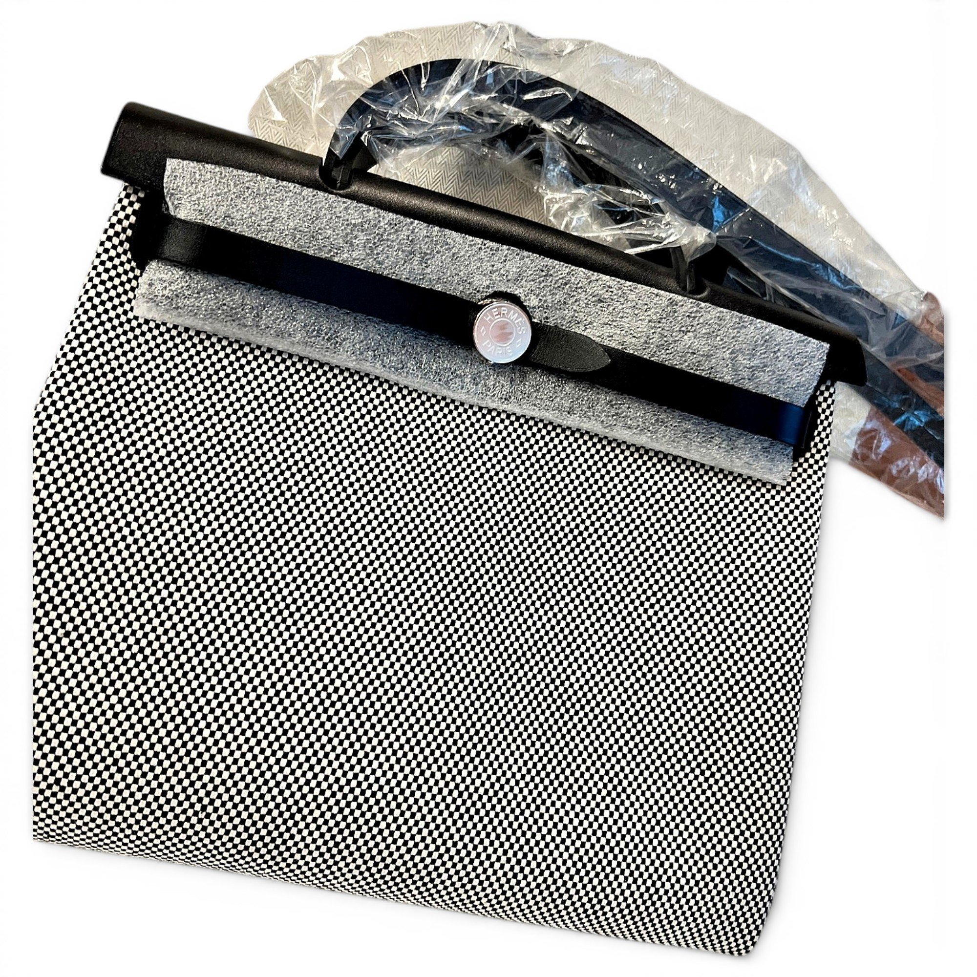 Herbag Zip cloth crossbody bag