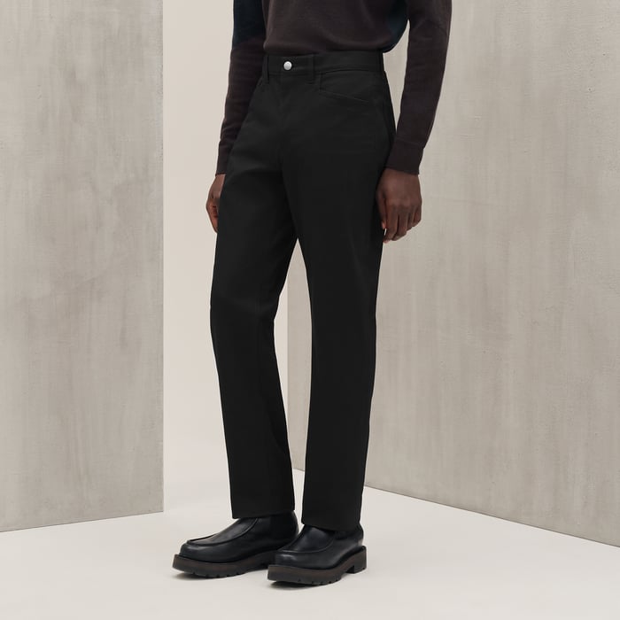 Noir Straight Cut Jeans