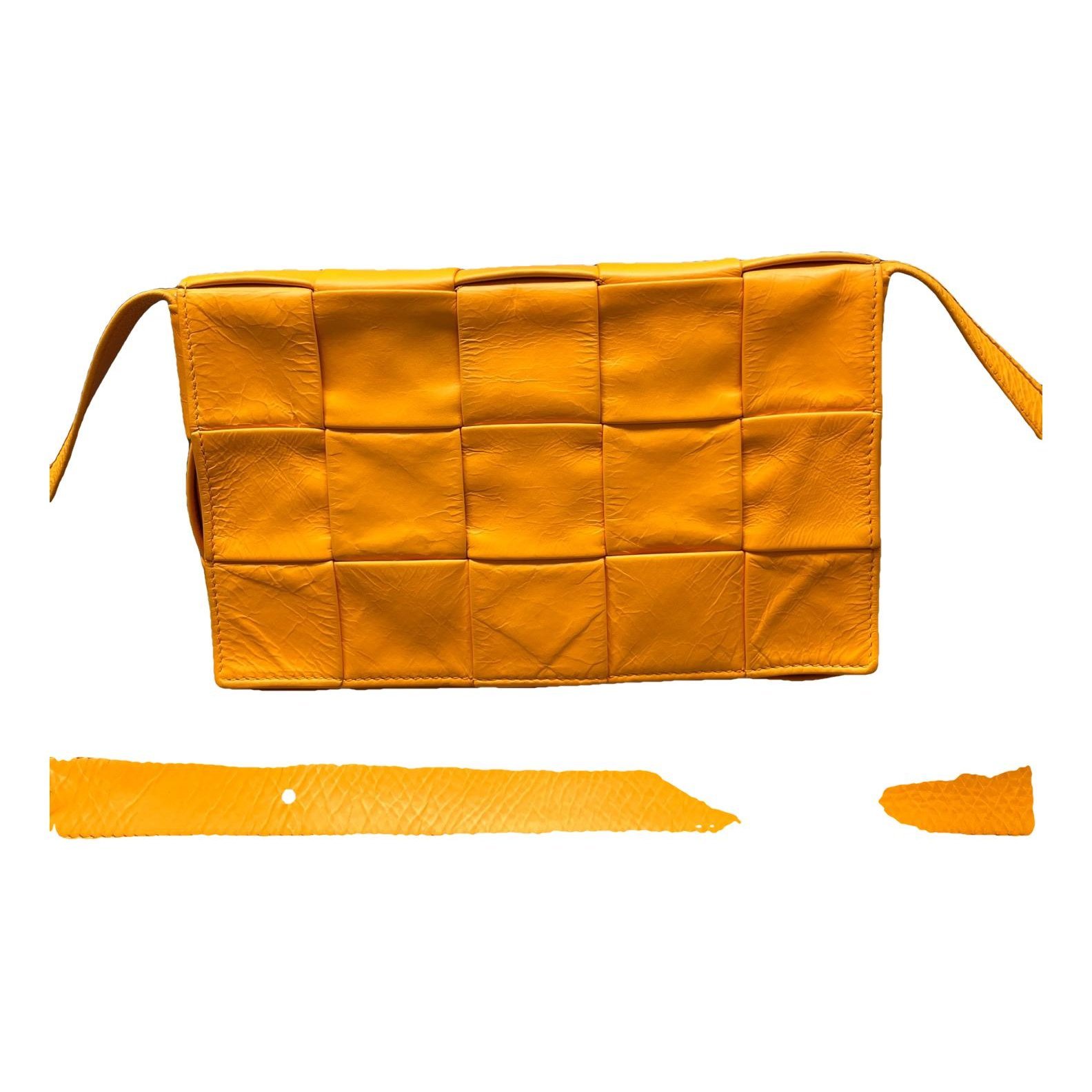 Cassette leather handbag
