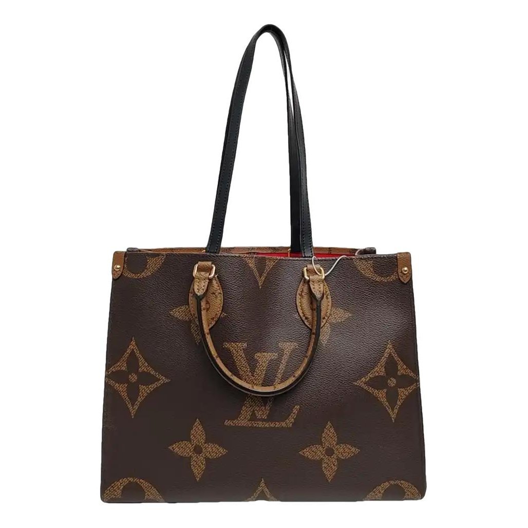 Onthego leather handbag