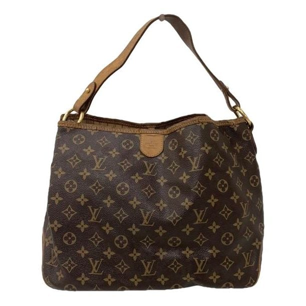 Delightful leather handbag