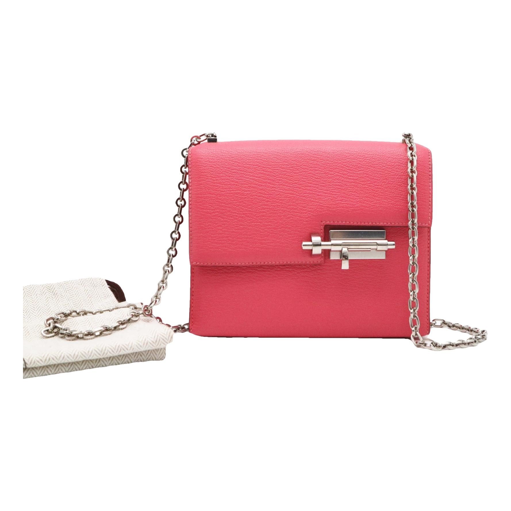 Verrou leather handbag