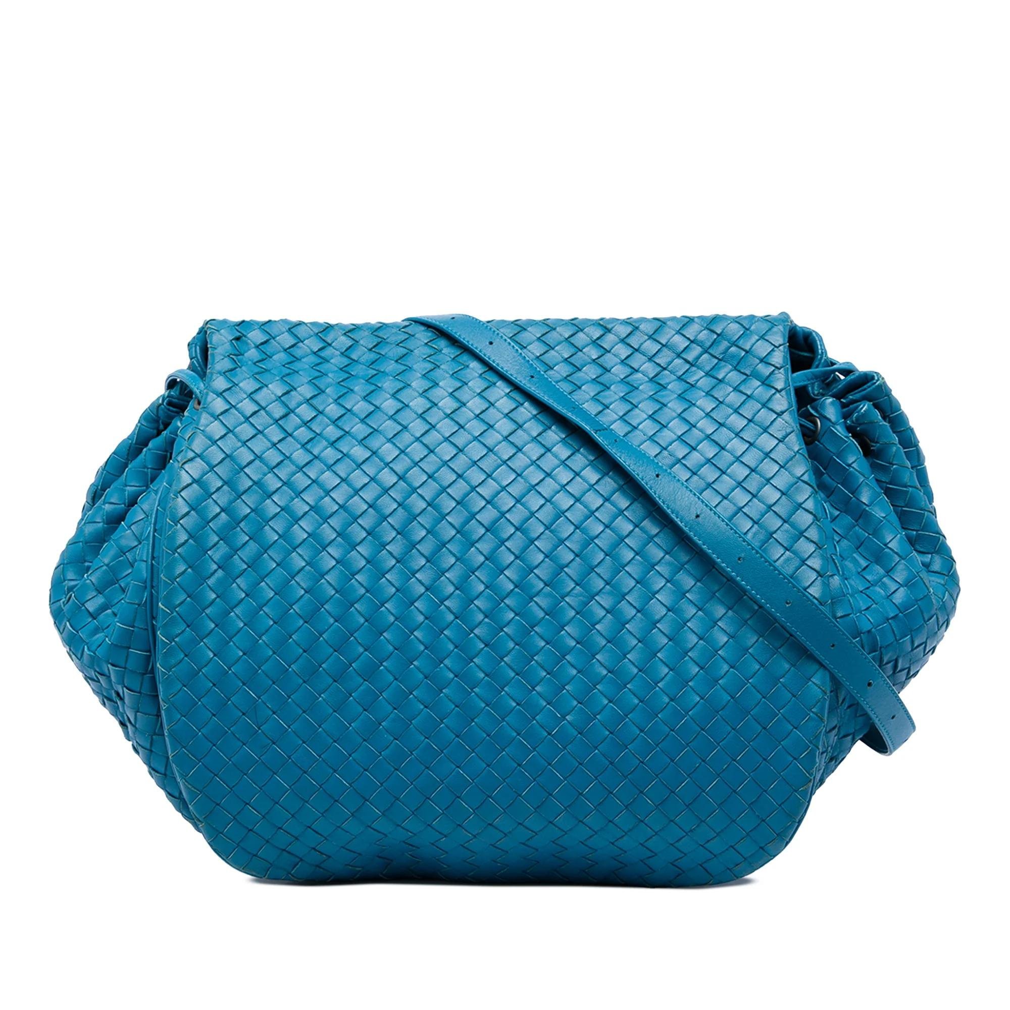 Veneta leather handbag