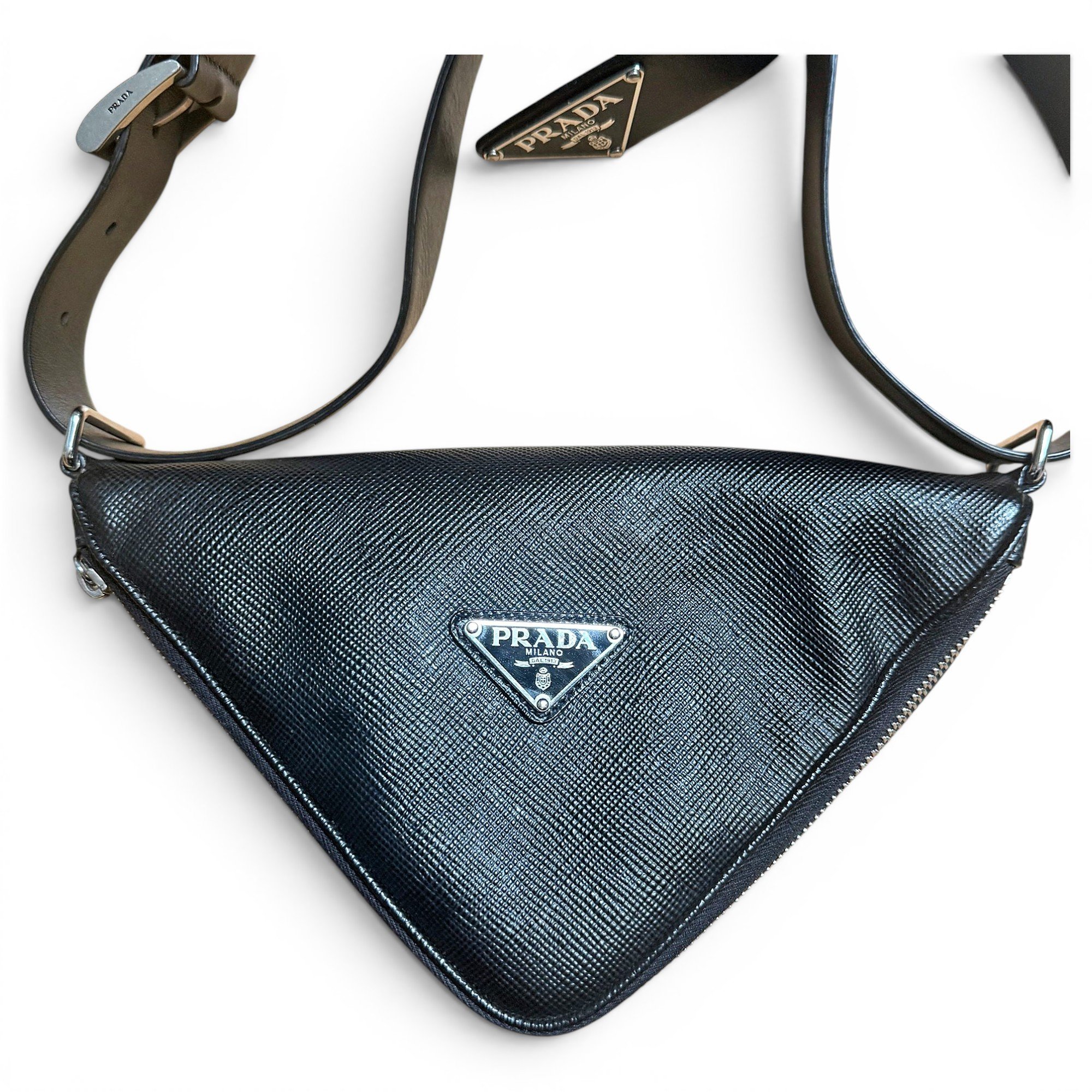 Triangle leather crossbody bag
