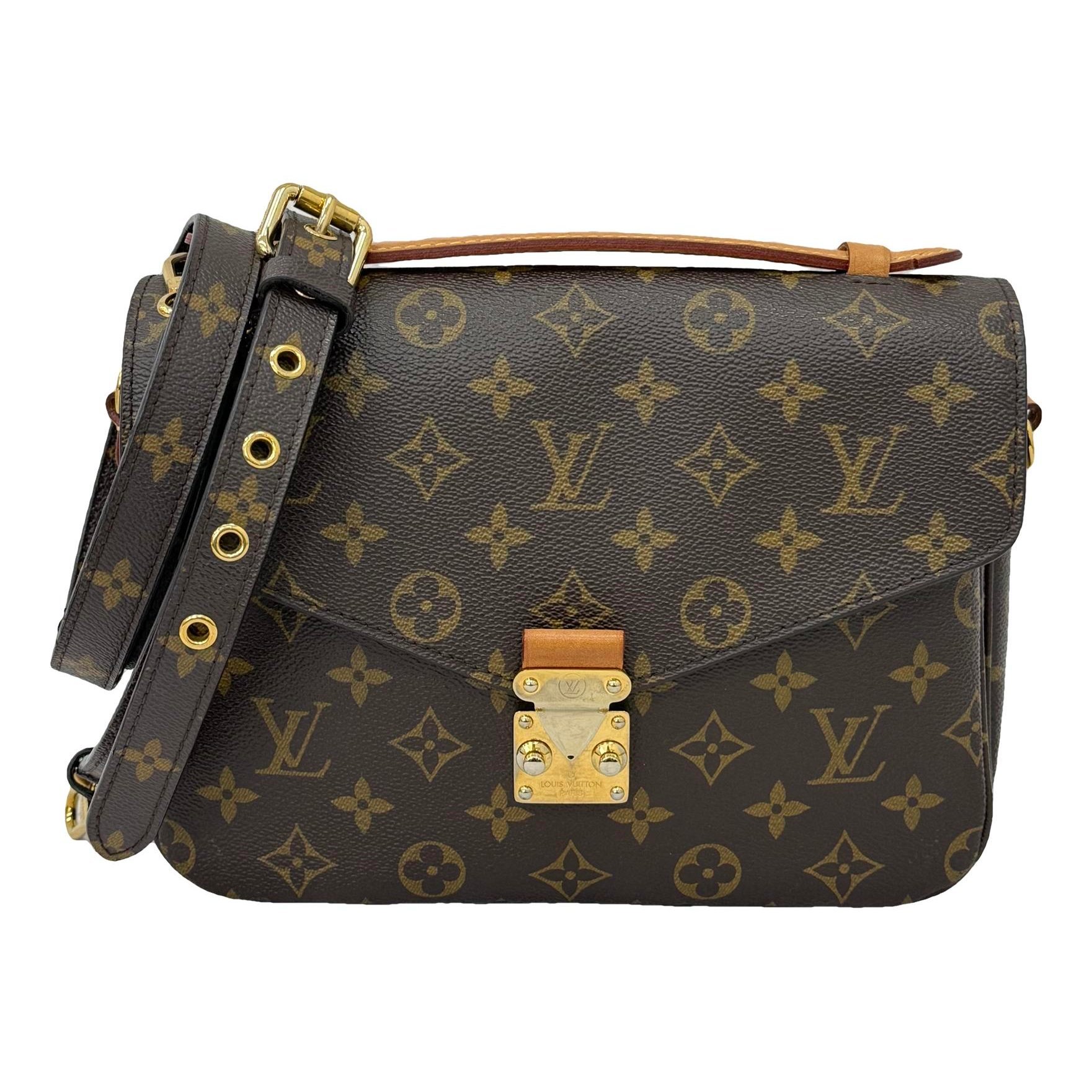 Metis leather handbag