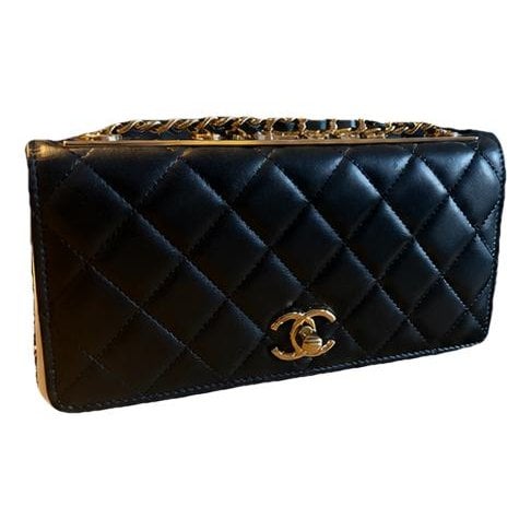 Wallet On Chain Timeless/Classique leather crossbody bag