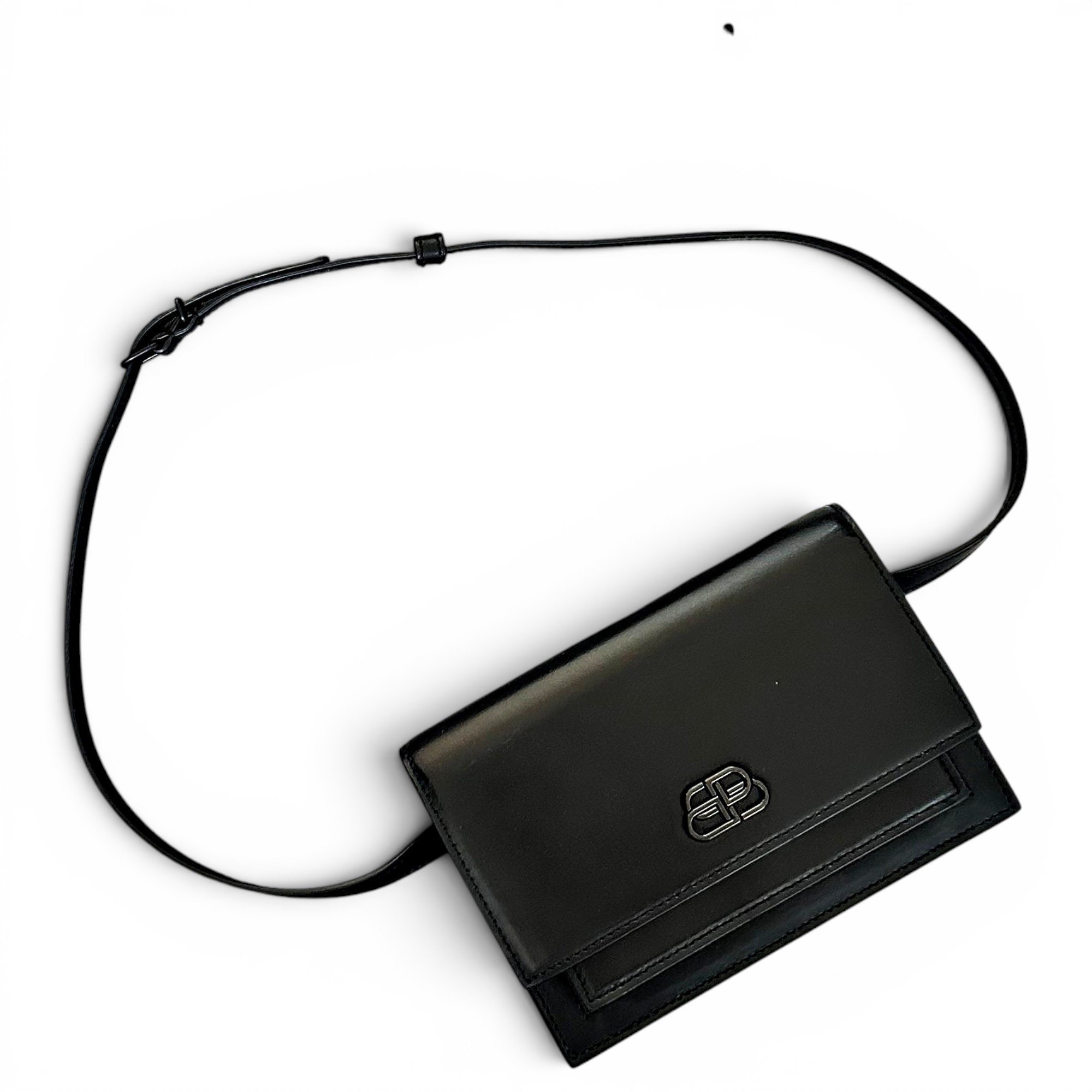 Leather clutch bag
