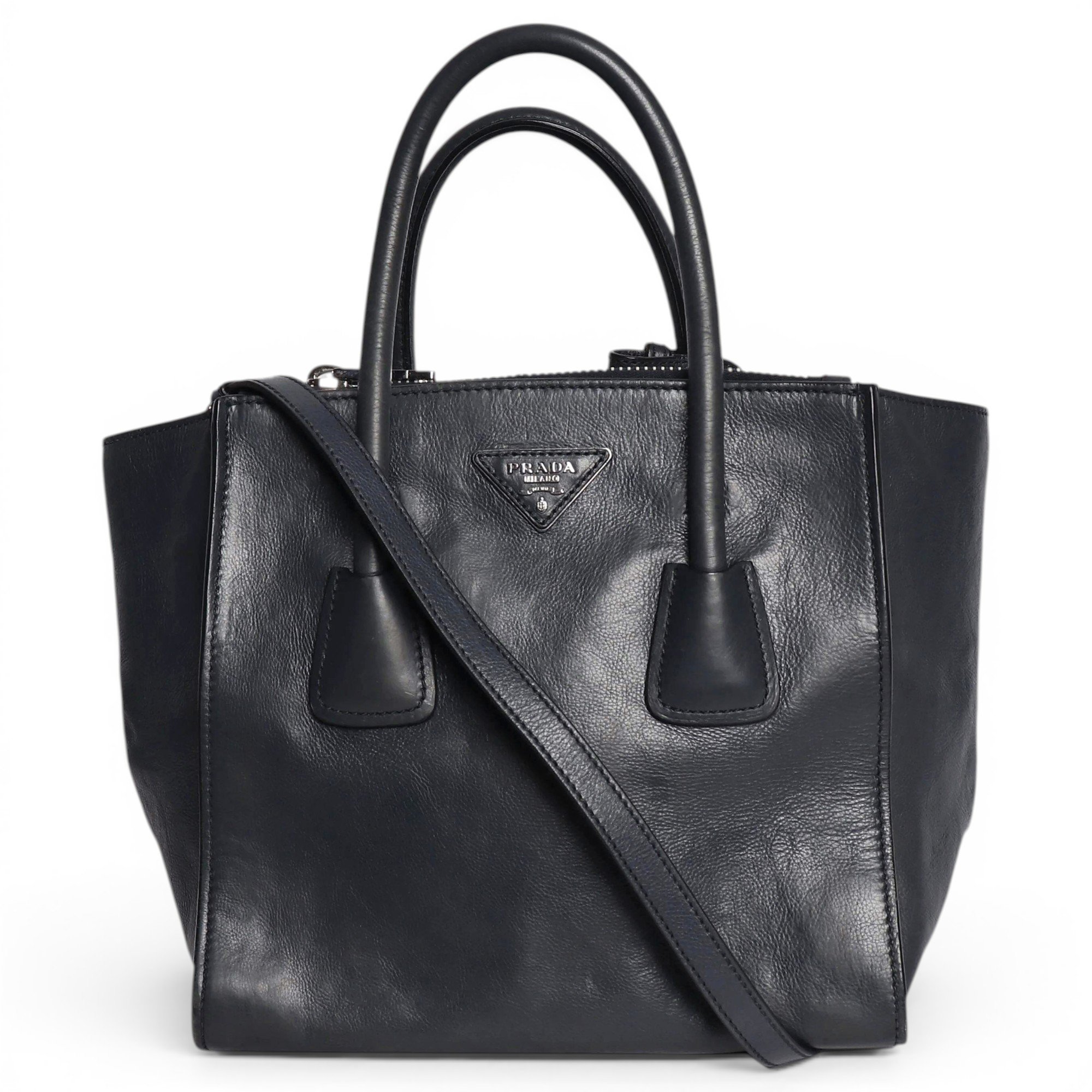 Leather bag
