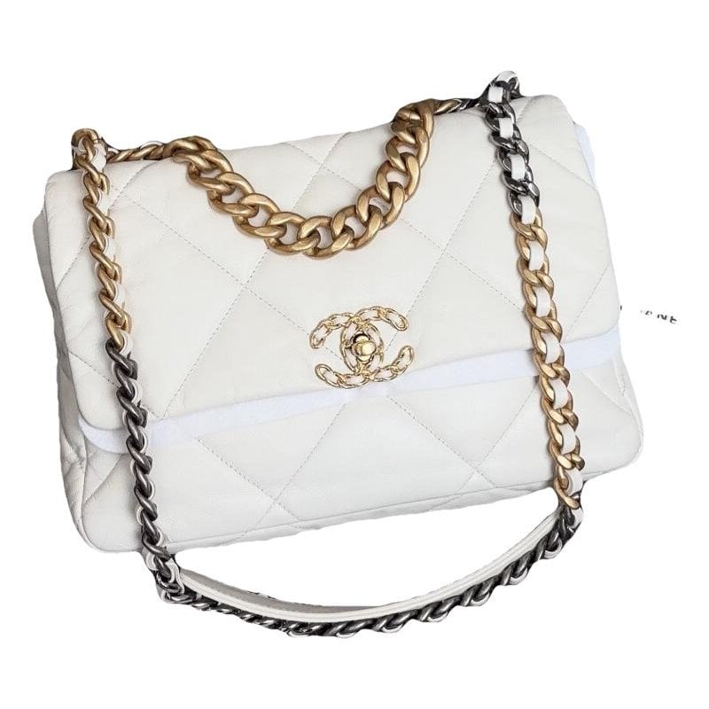 Chanel 19 leather handbag