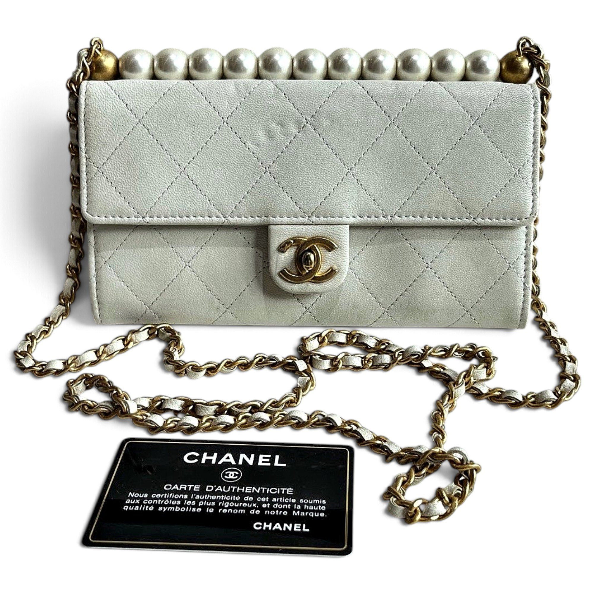 Trendy CC Flap leather crossbody bag
