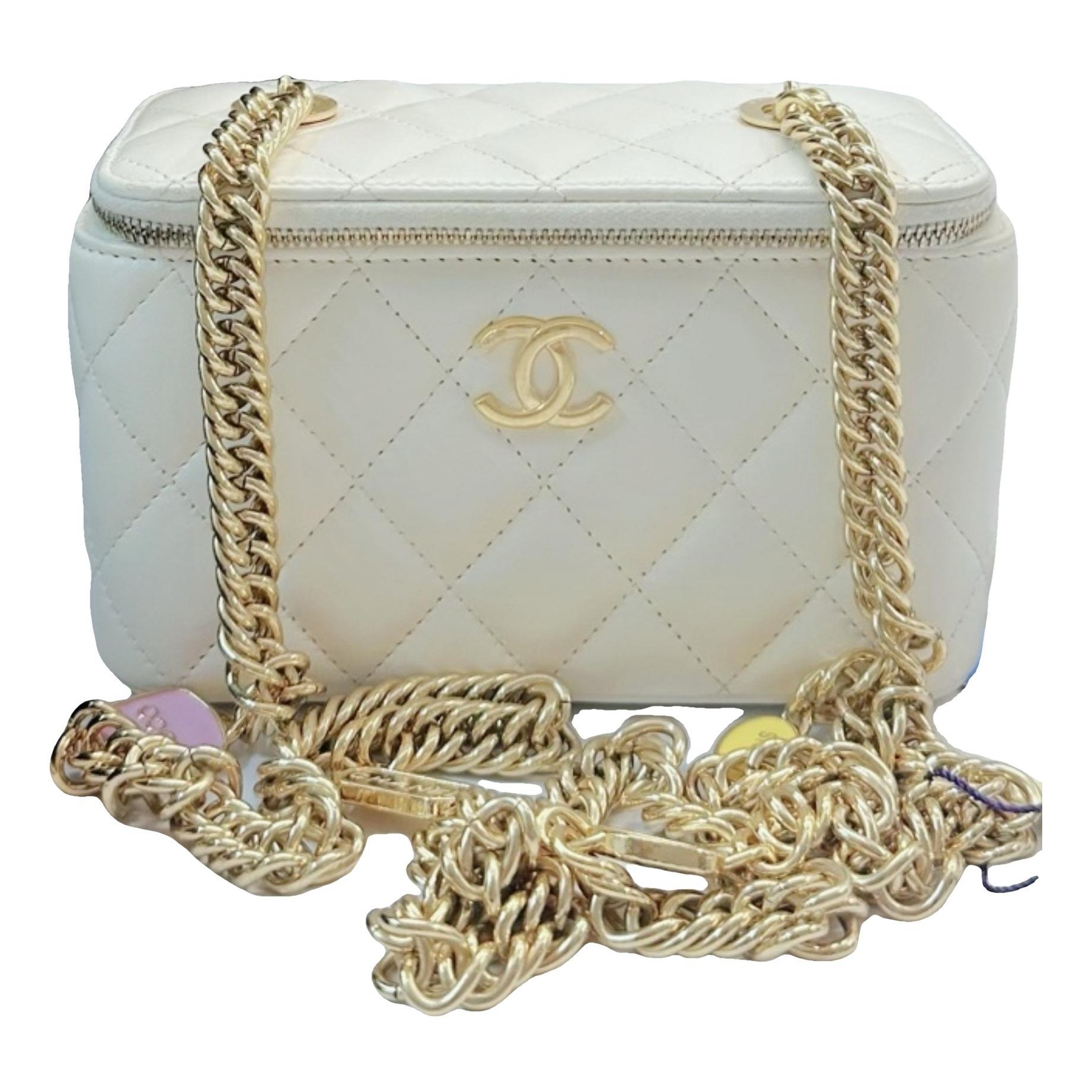 Trendy CC Vanity leather handbag