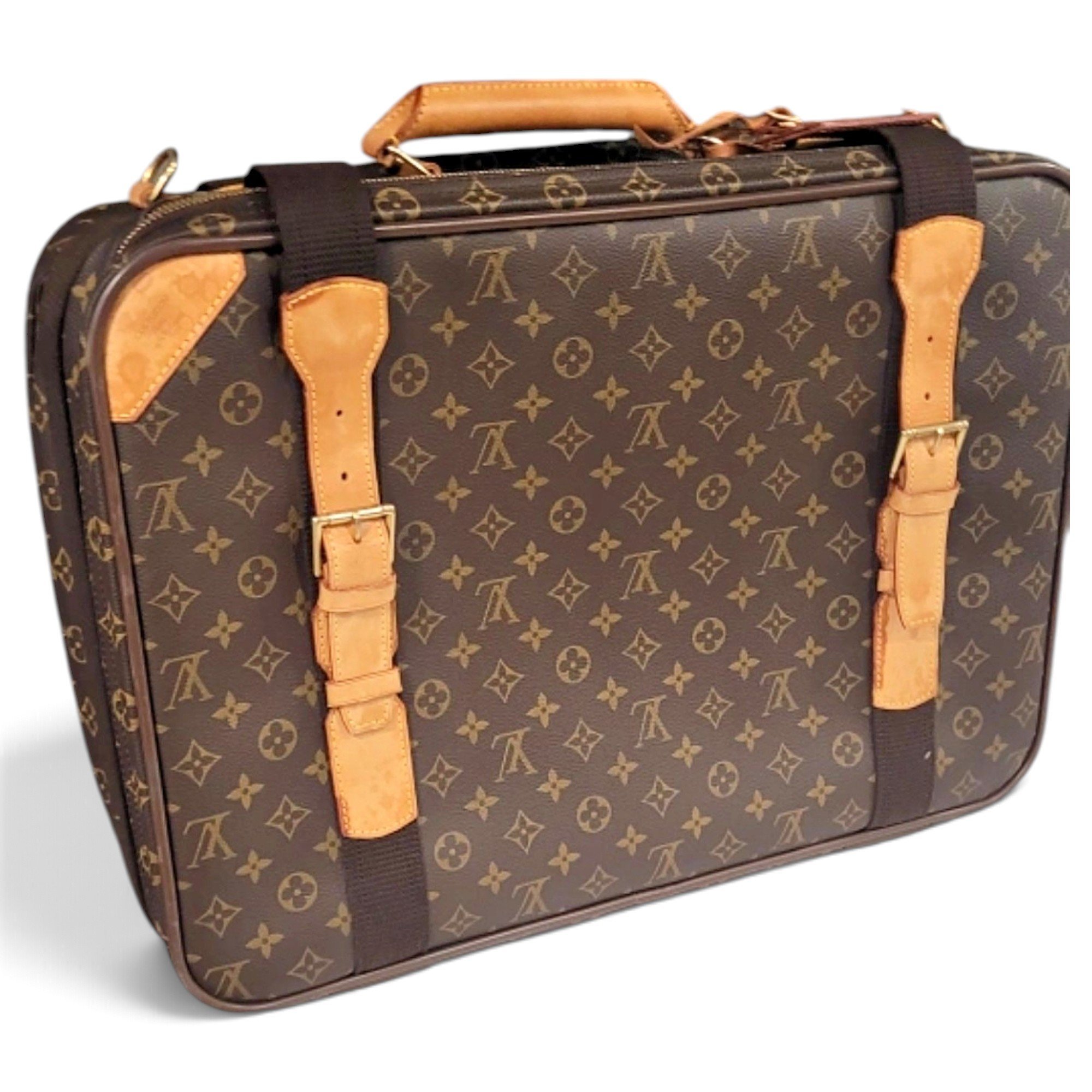Leather travel bag
