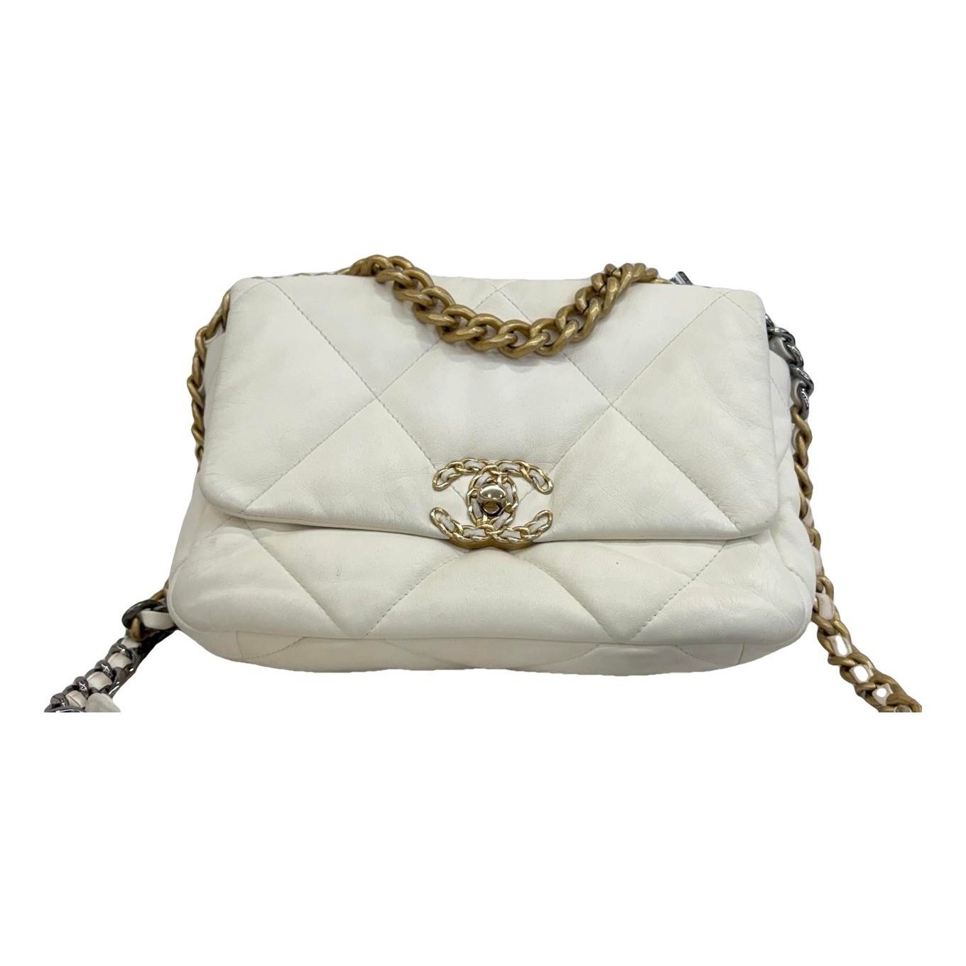 Chanel 19 leather handbag