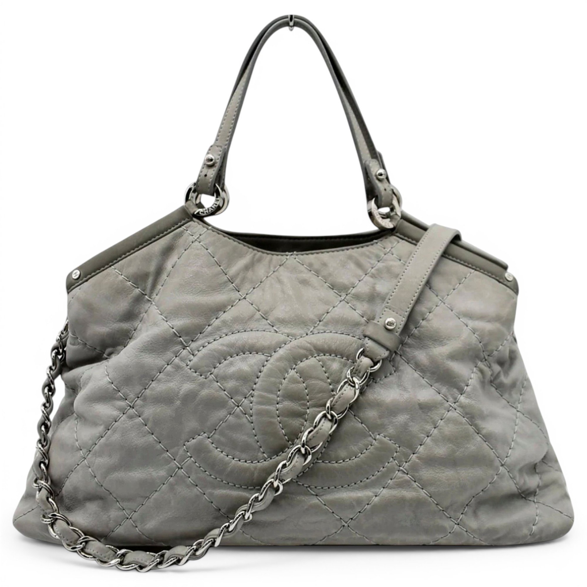 Chanel Leather handbag