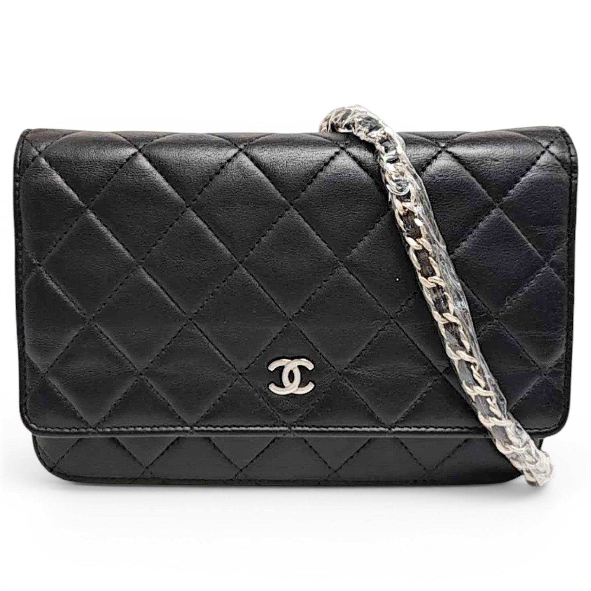 Wallet On Chain Timeless/Classique leather crossbody bag