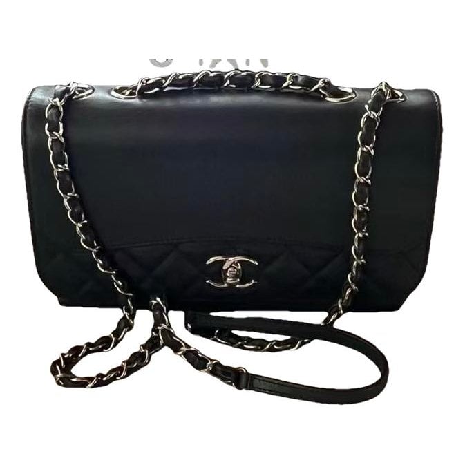 Chanel Timeless/Classique leather crossbody bag