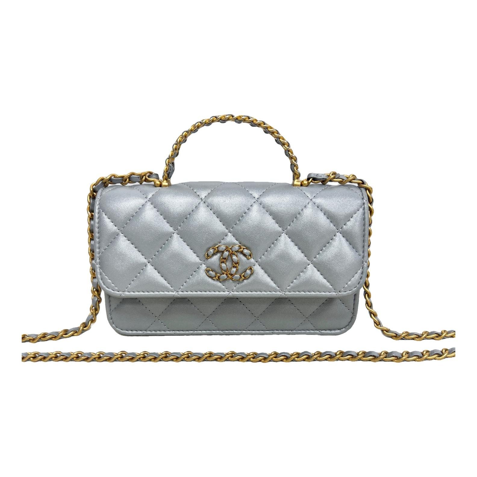Wallet On Chain Chanel 19 leather handbag
