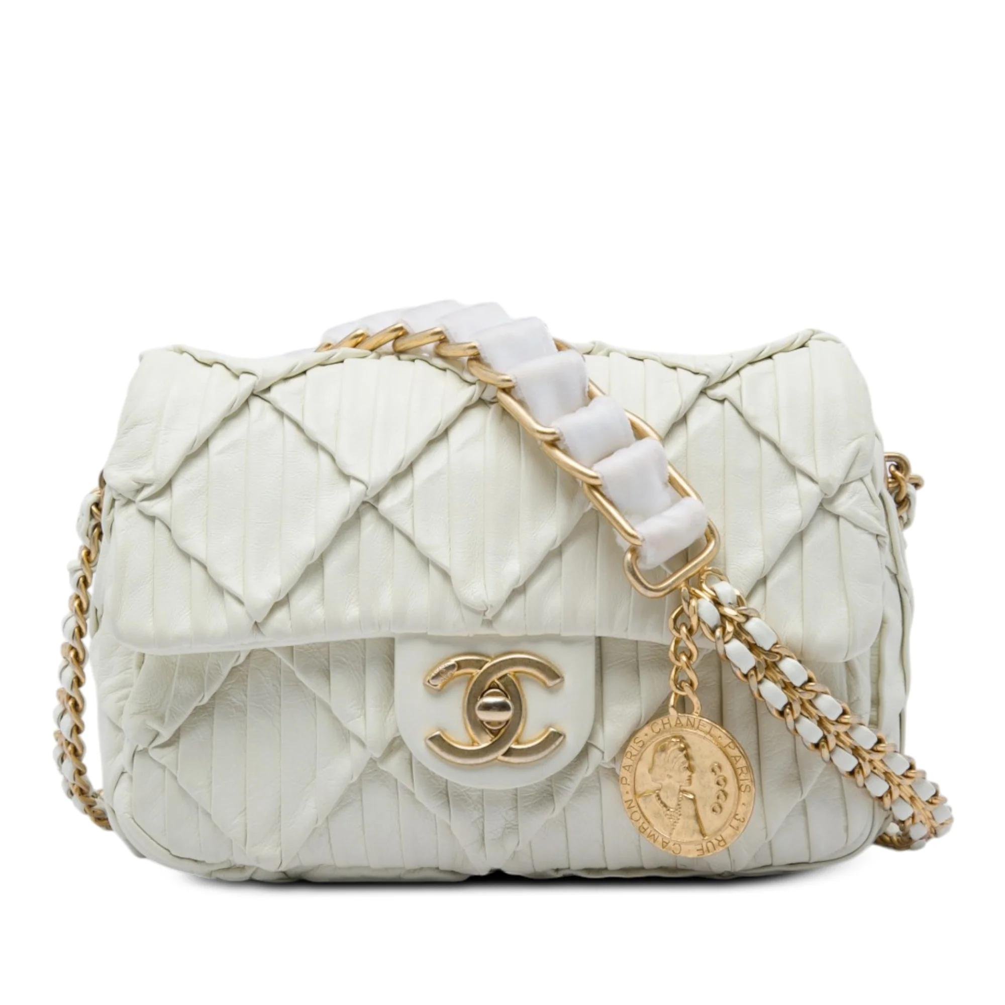 Timeless/Classique leather crossbody bag