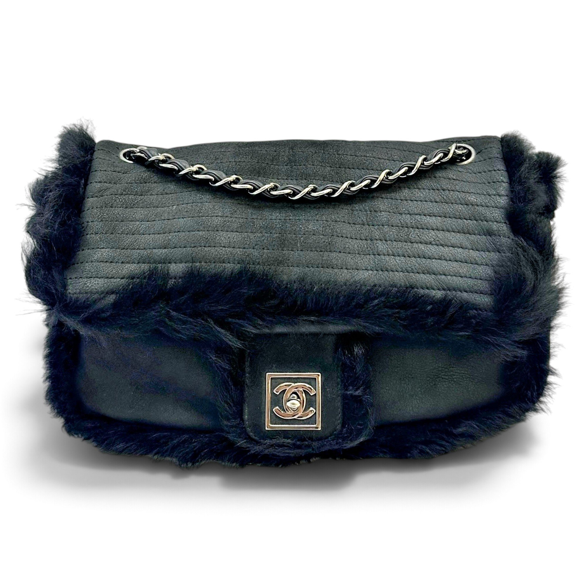 Timeless/Classique crossbody bag