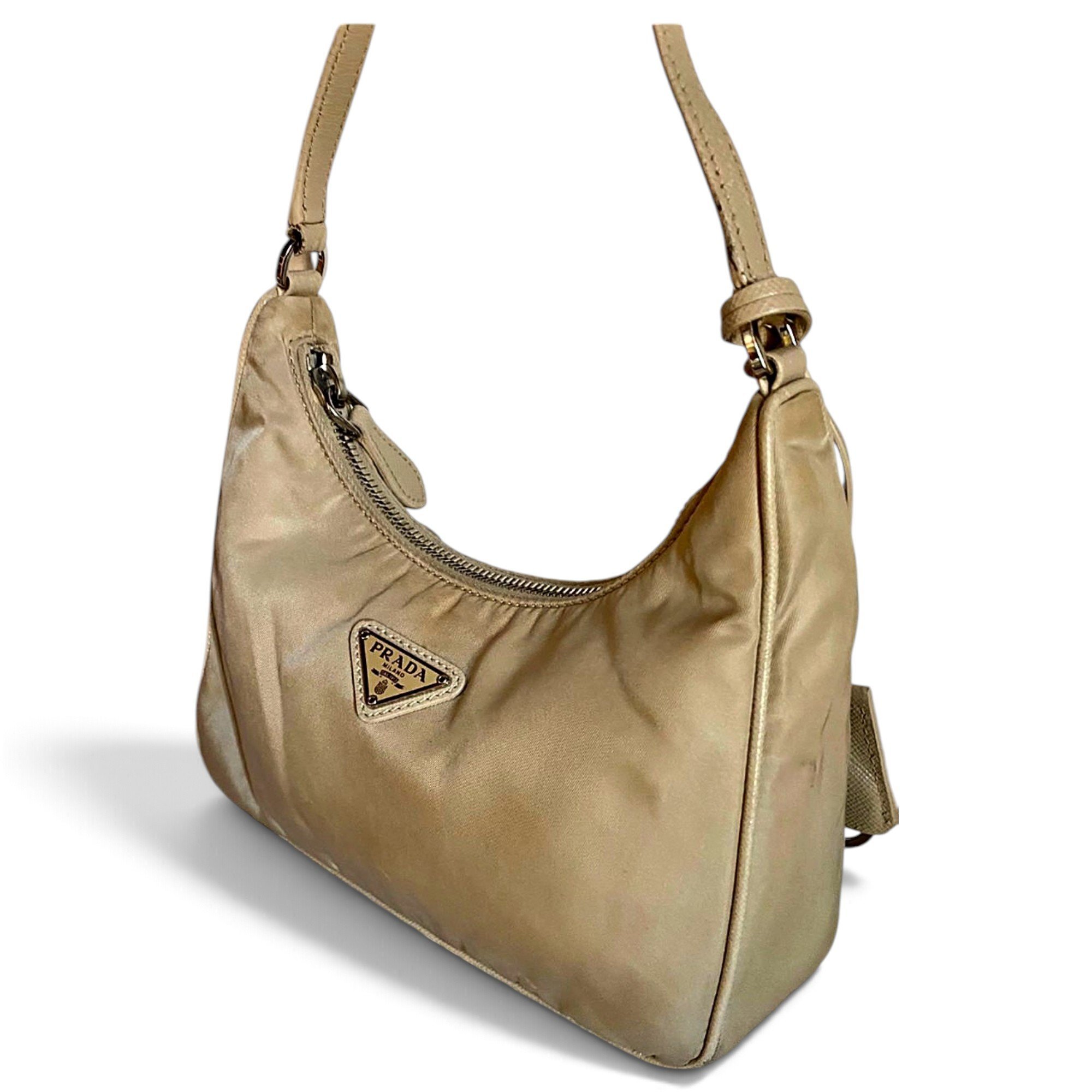 Re-Edition 2005 Zip cloth handbag