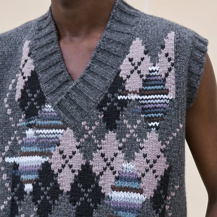 앙트라시트 “argyle Crayonne” 브이넥 스웨터