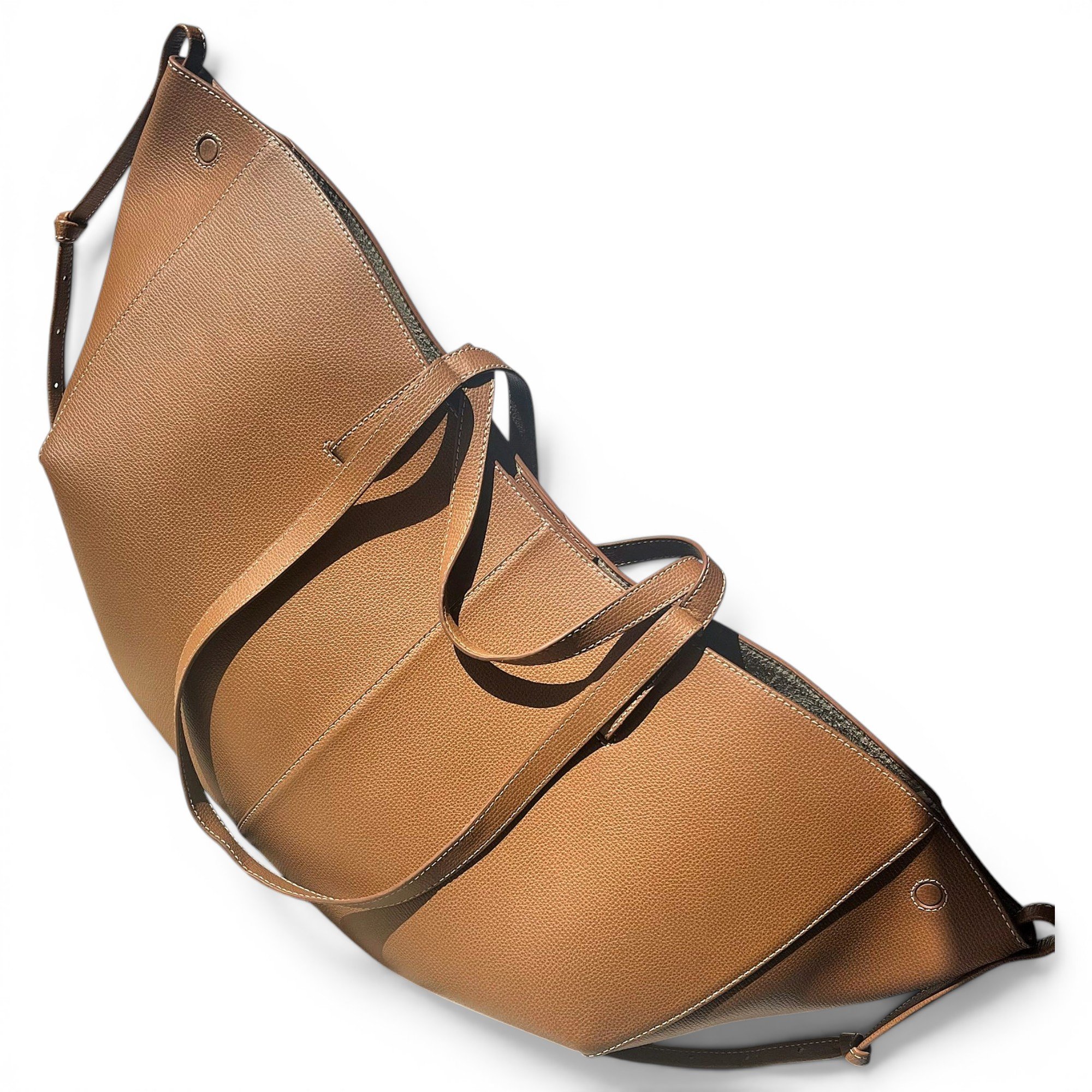 Leather tote
