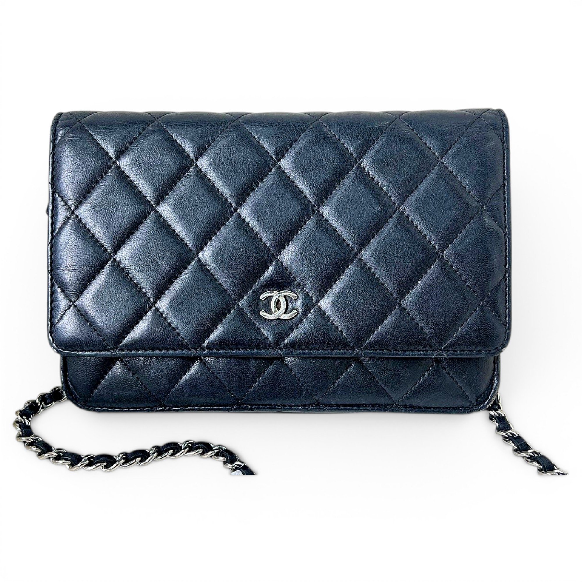 Wallet On Chain Timeless/Classique leather crossbody bag