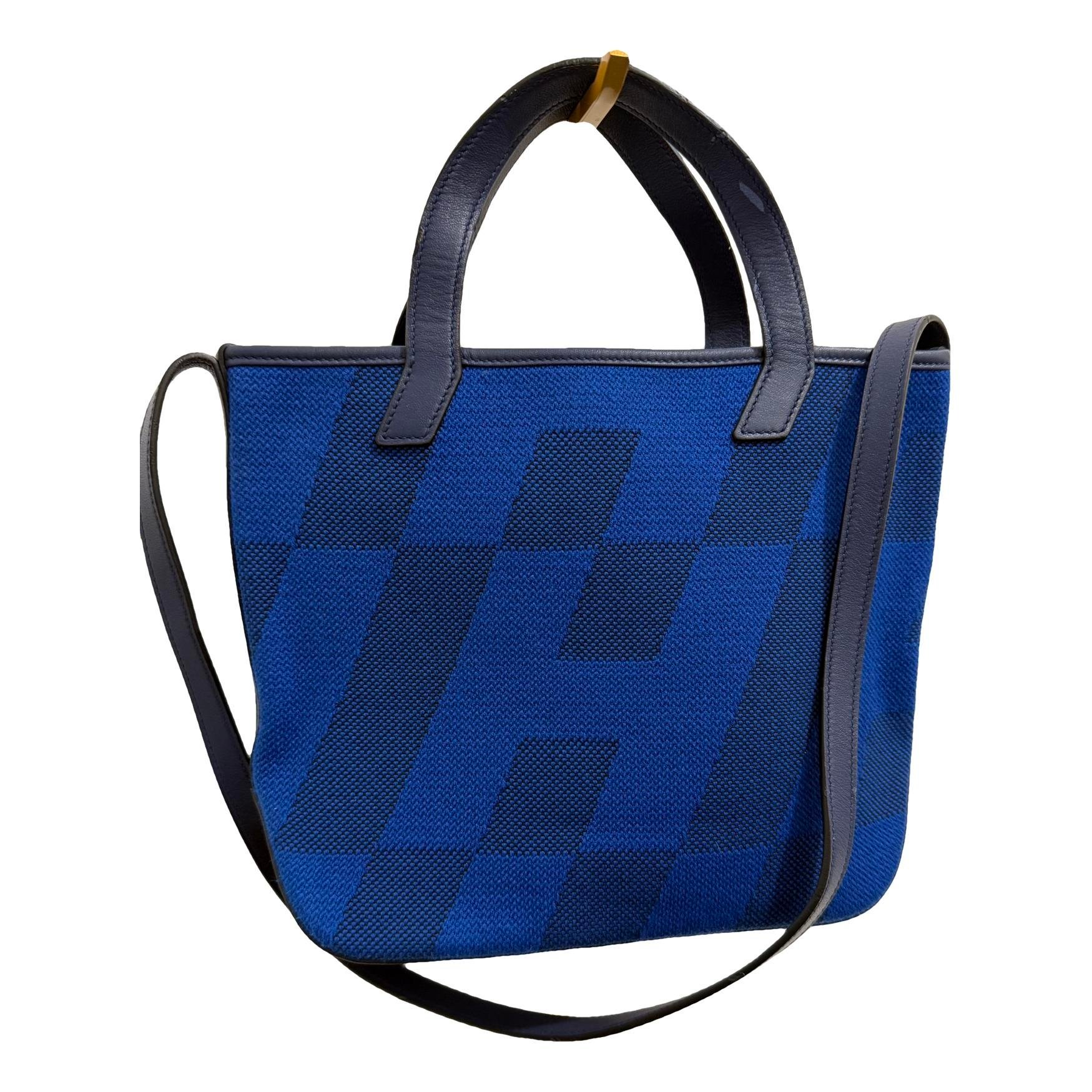 H tote