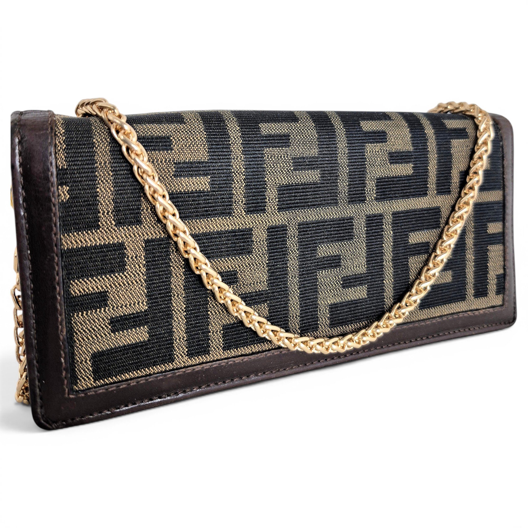 Baguette cloth crossbody bag