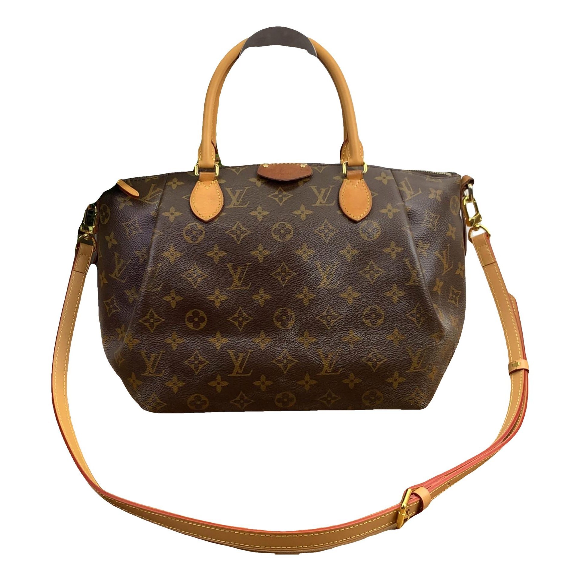 Turenne leather crossbody bag