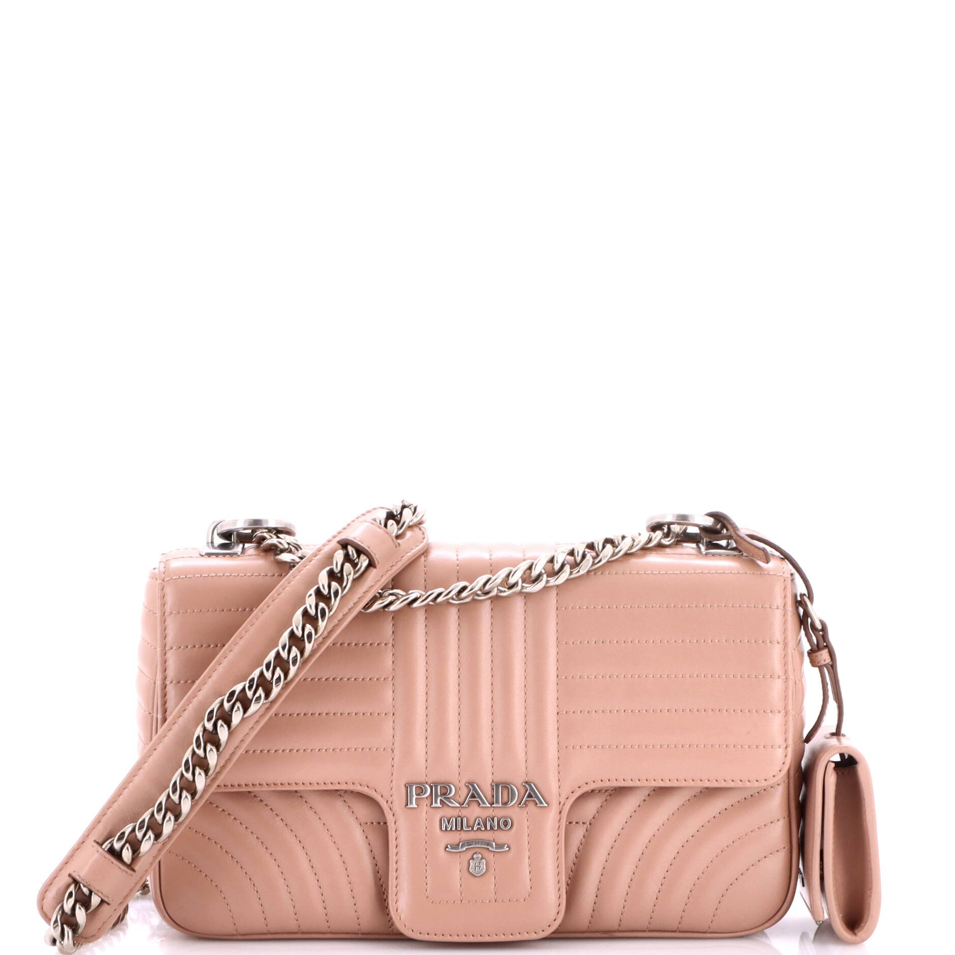 Chain Flap Shoulder Bag Diagramme Quilted Leather Medium