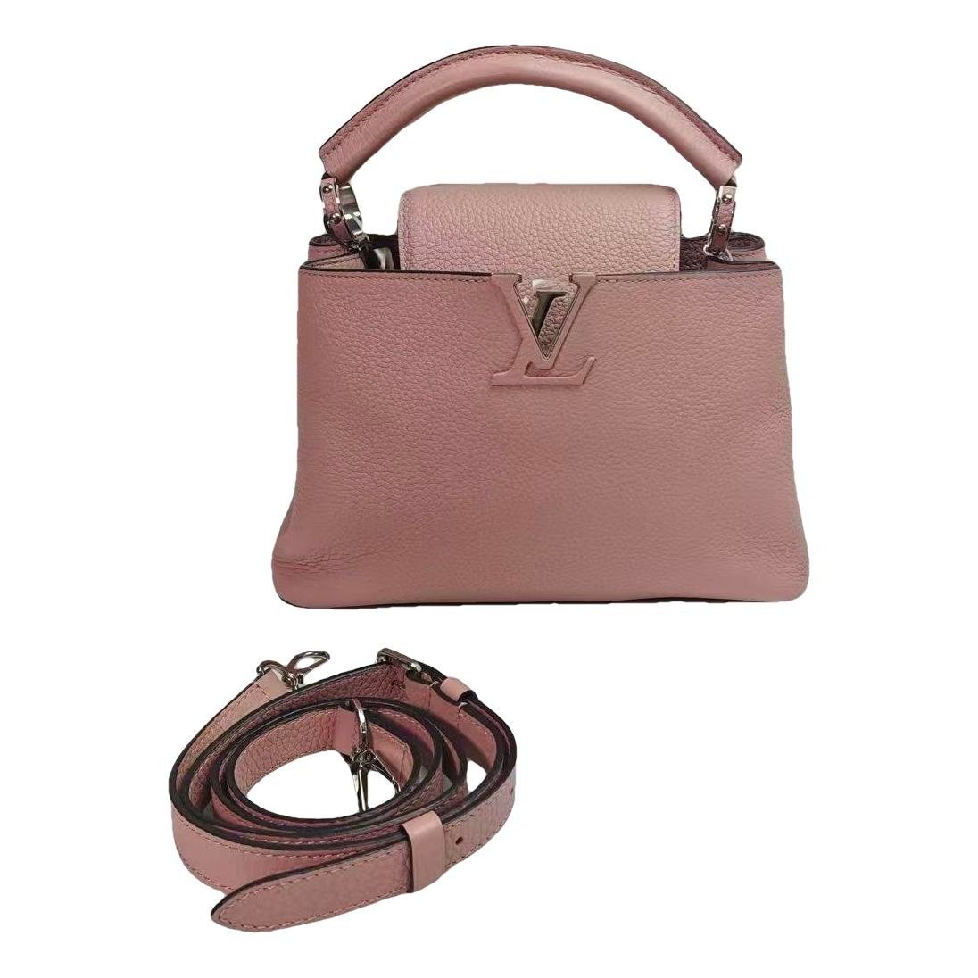Capucines leather handbag