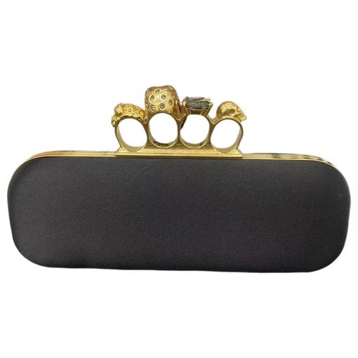 Knuckle silk clutch bag