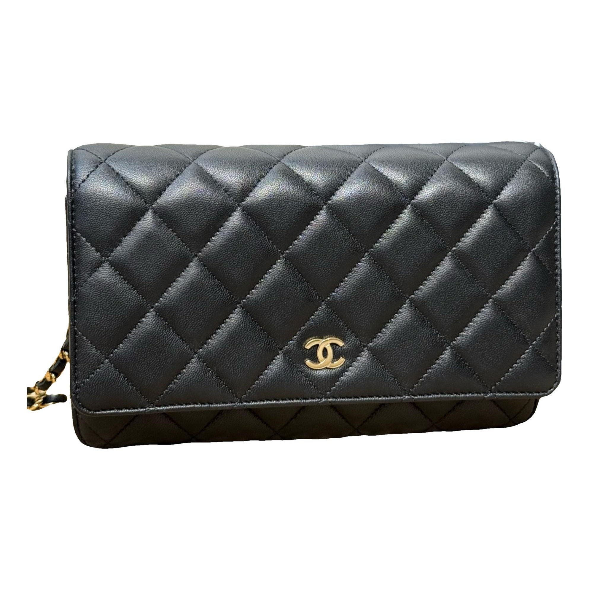 Wallet On Chain Timeless/Classique leather crossbody bag