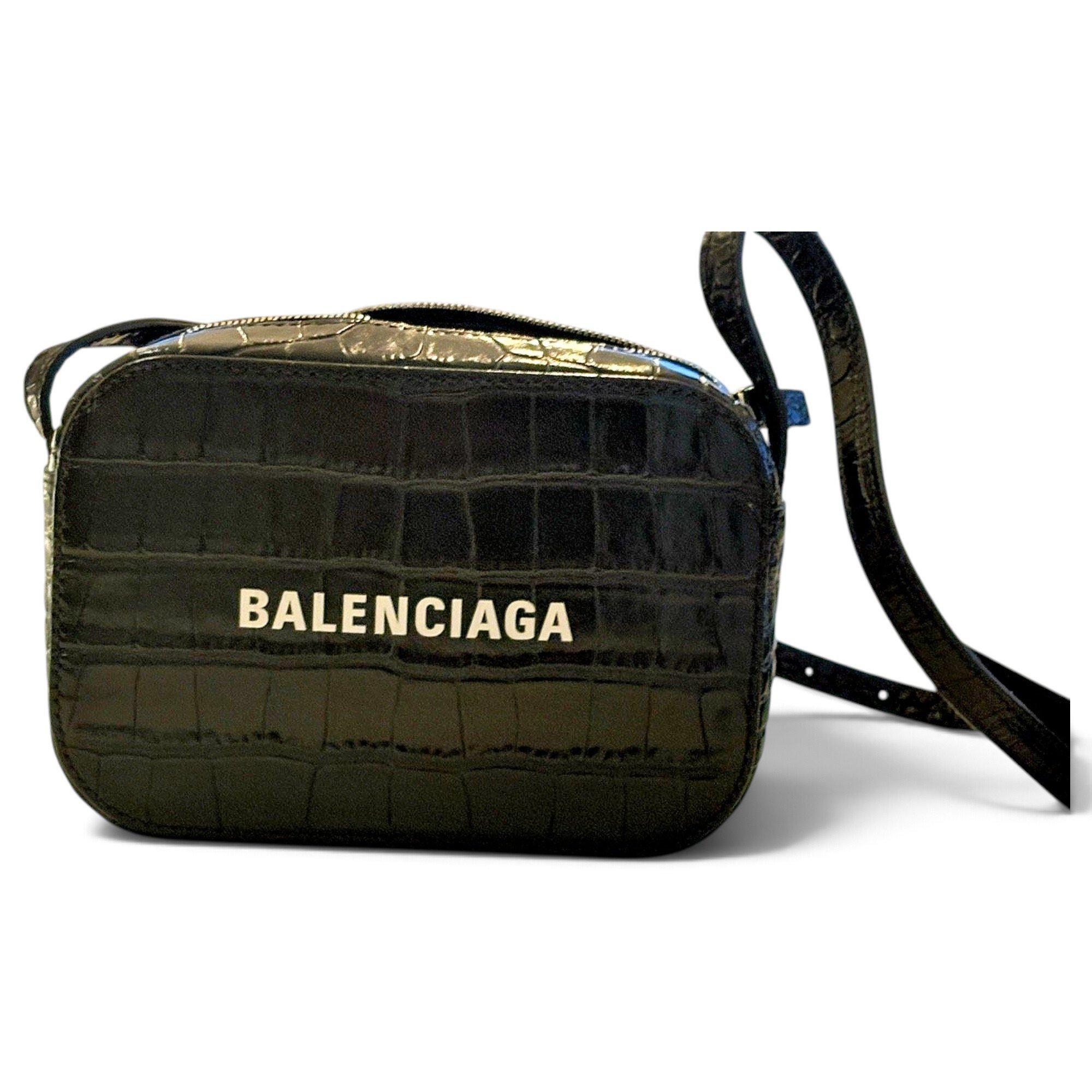 Everyday leather crossbody bag
