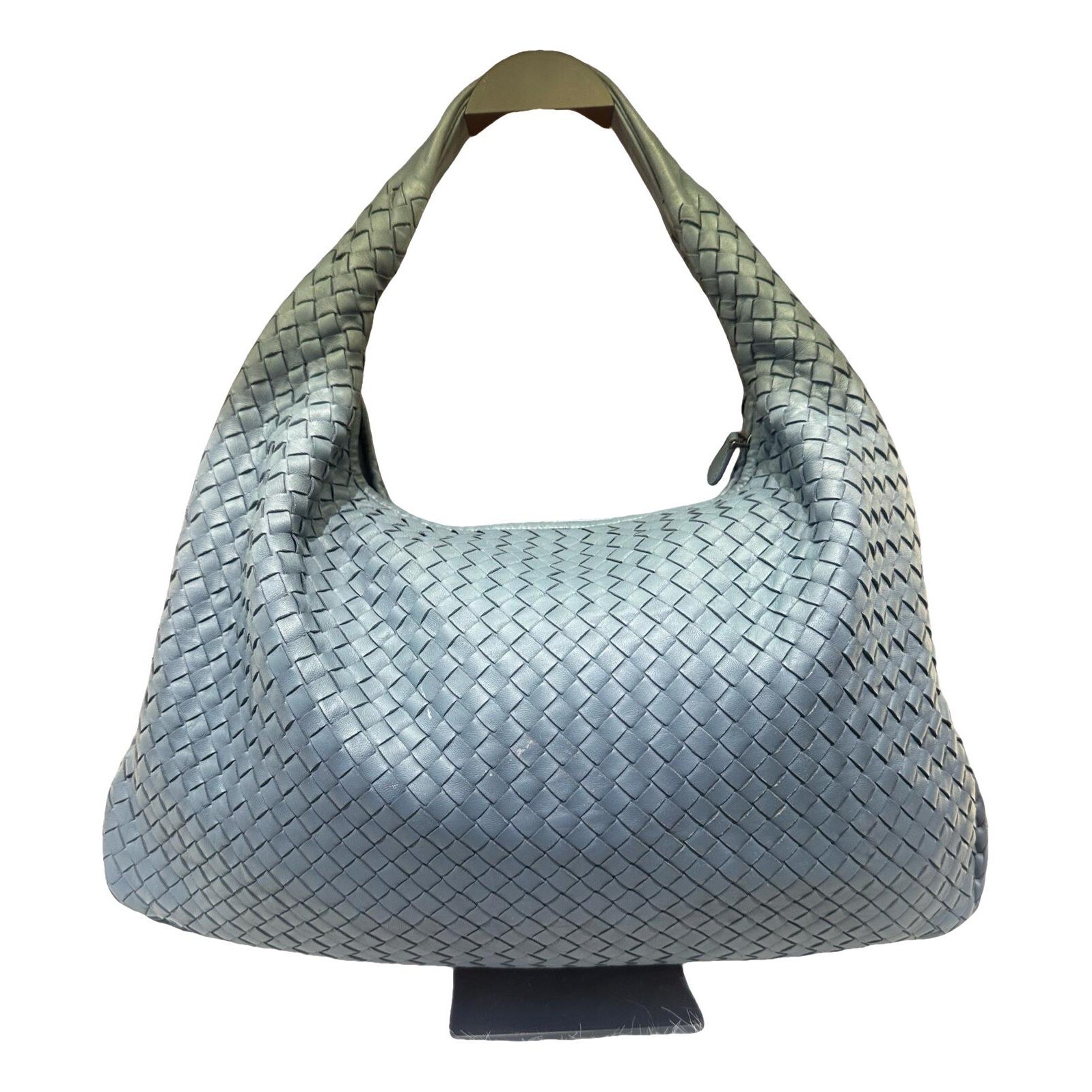 Veneta leather handbag