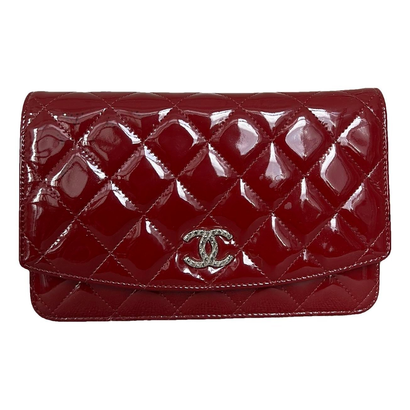 Wallet On Chain Timeless/Classique patent leather crossbody bag