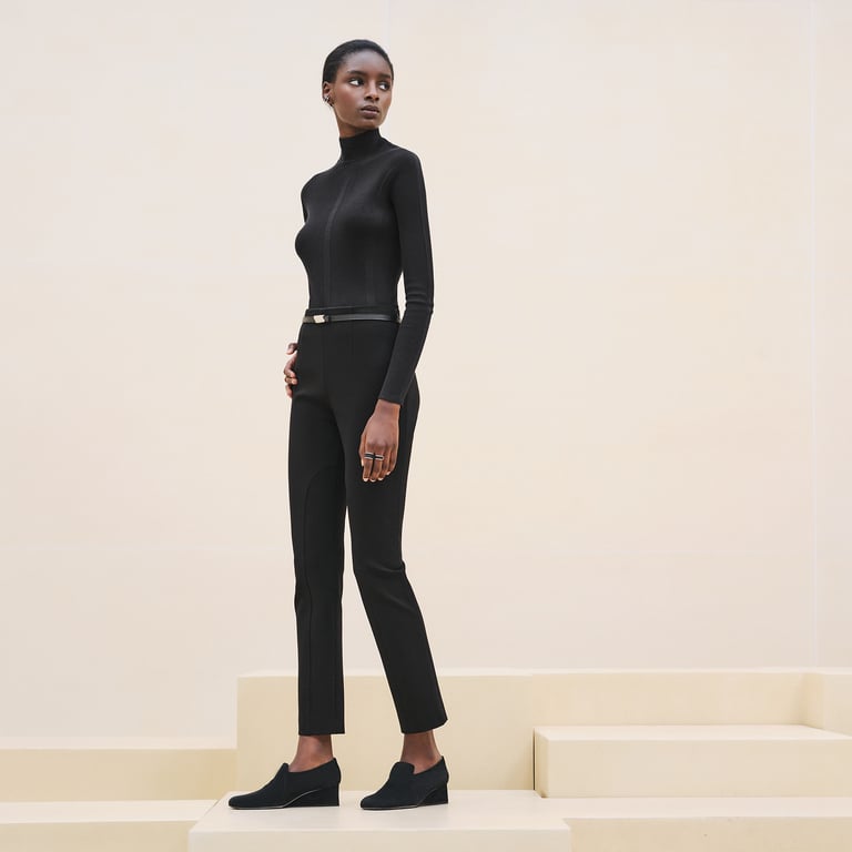 High-waisted pants