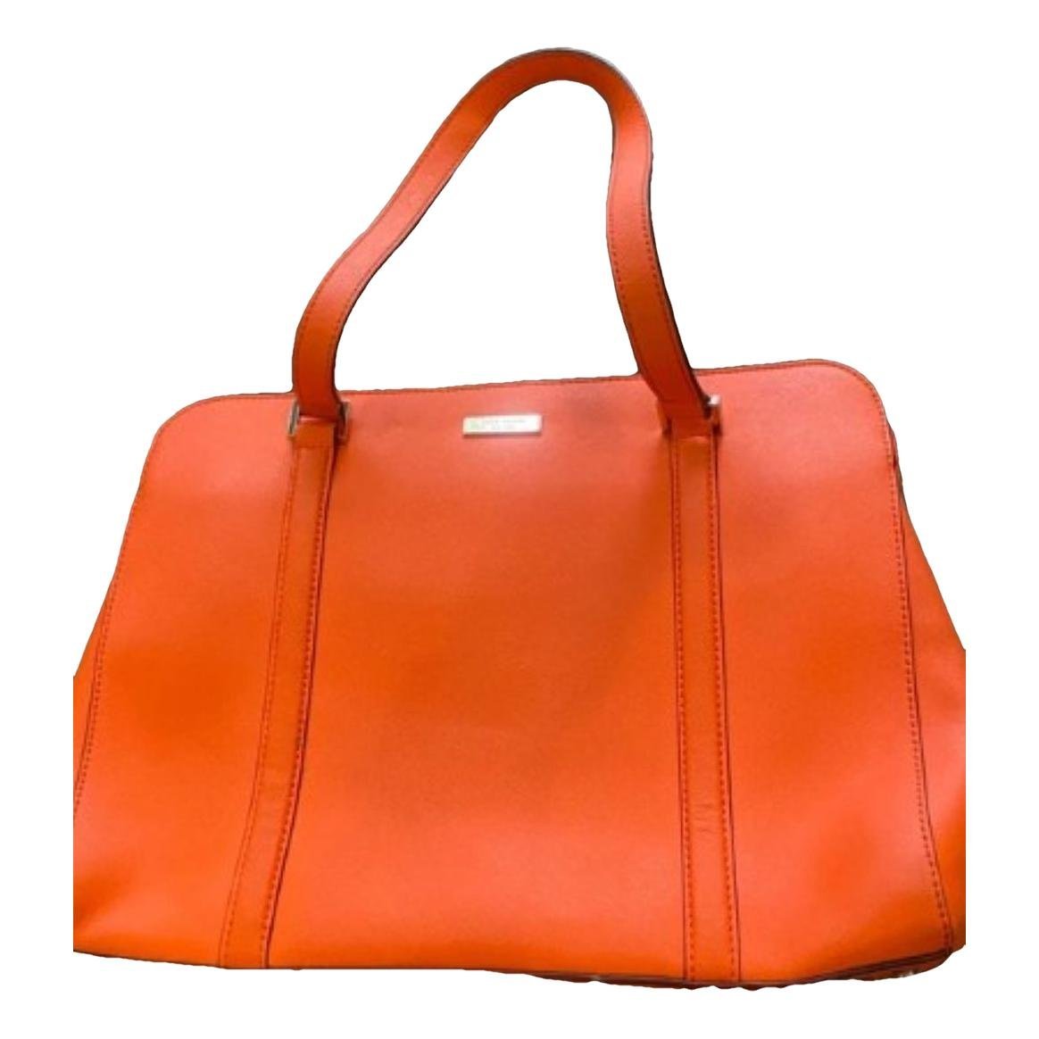 Leather tote