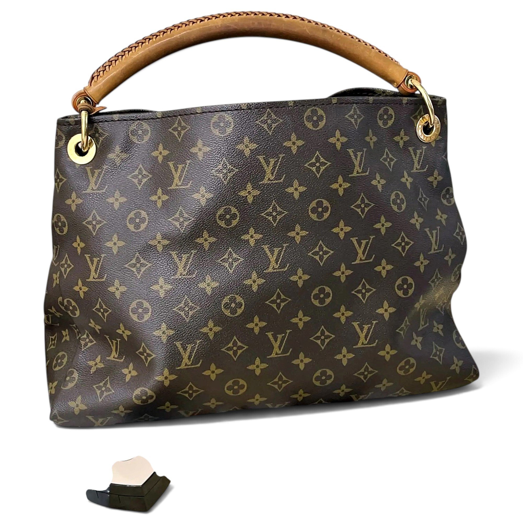 Artsy leather handbag