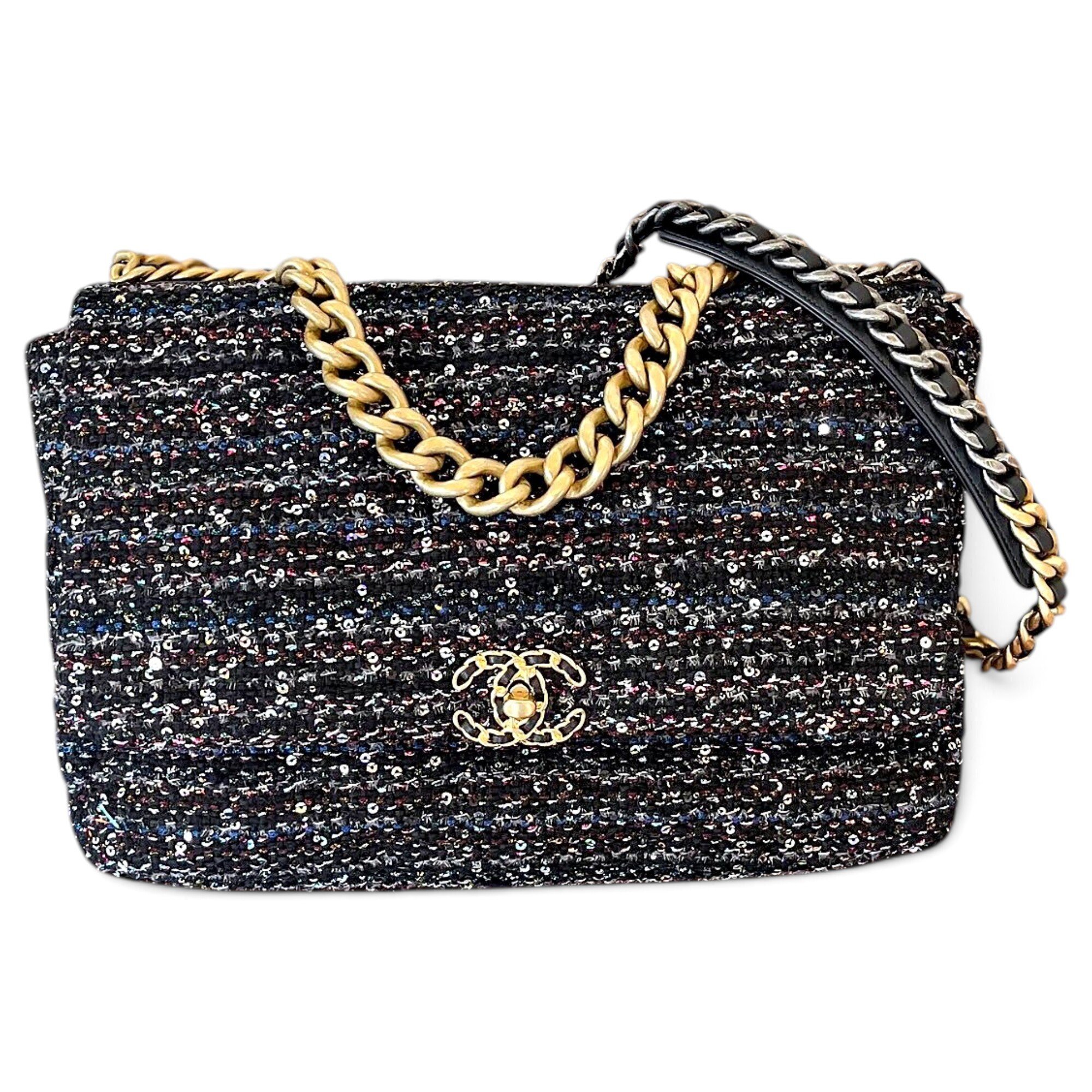 Chanel 19 tweed handbag